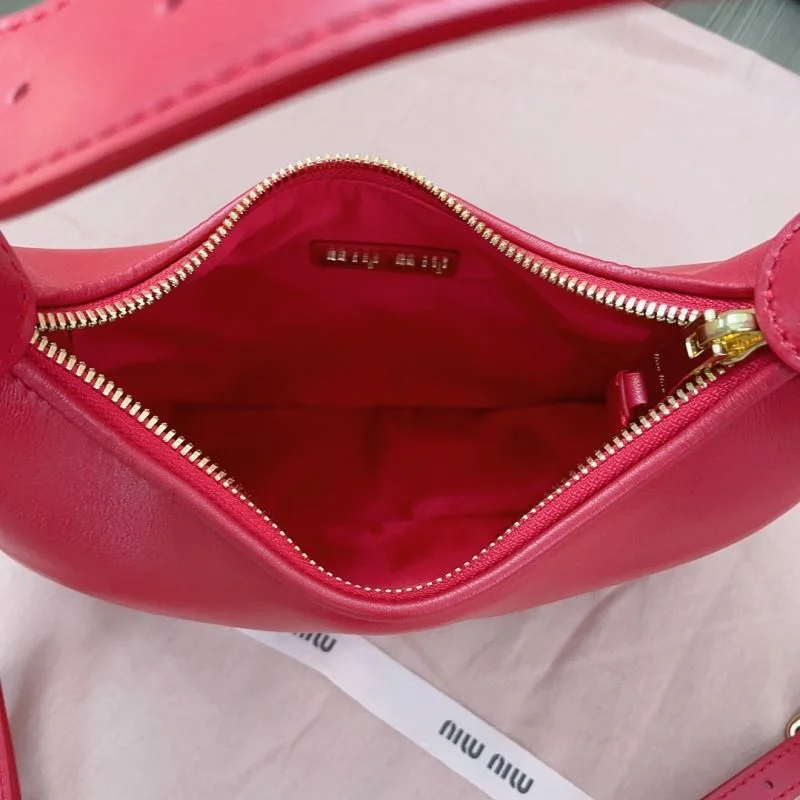 Miu Miu Hobo Bags Comfortable 43802