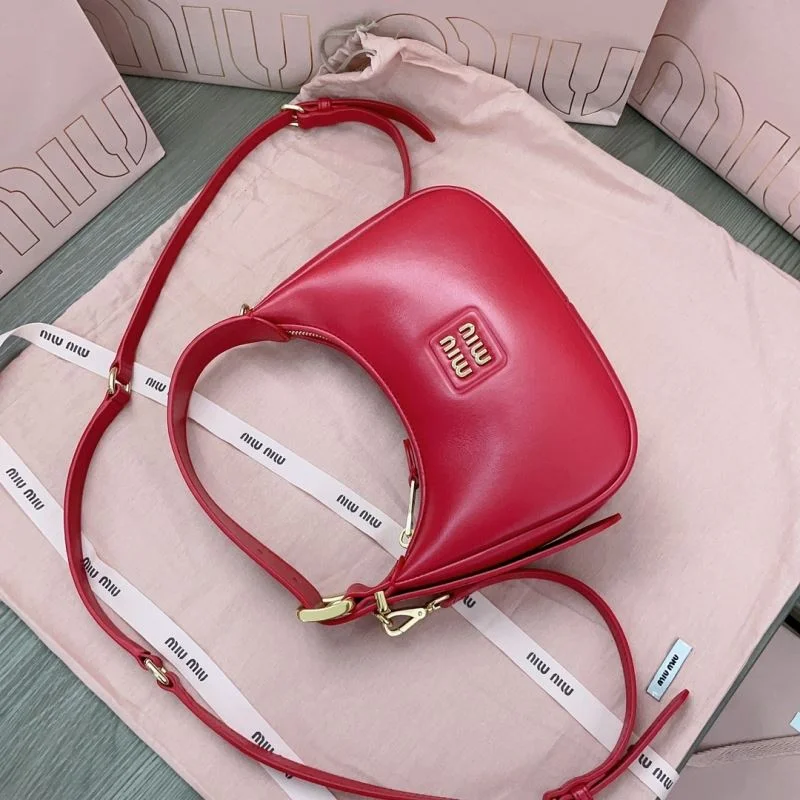 Miu Miu Hobo Bags Comfortable 43802