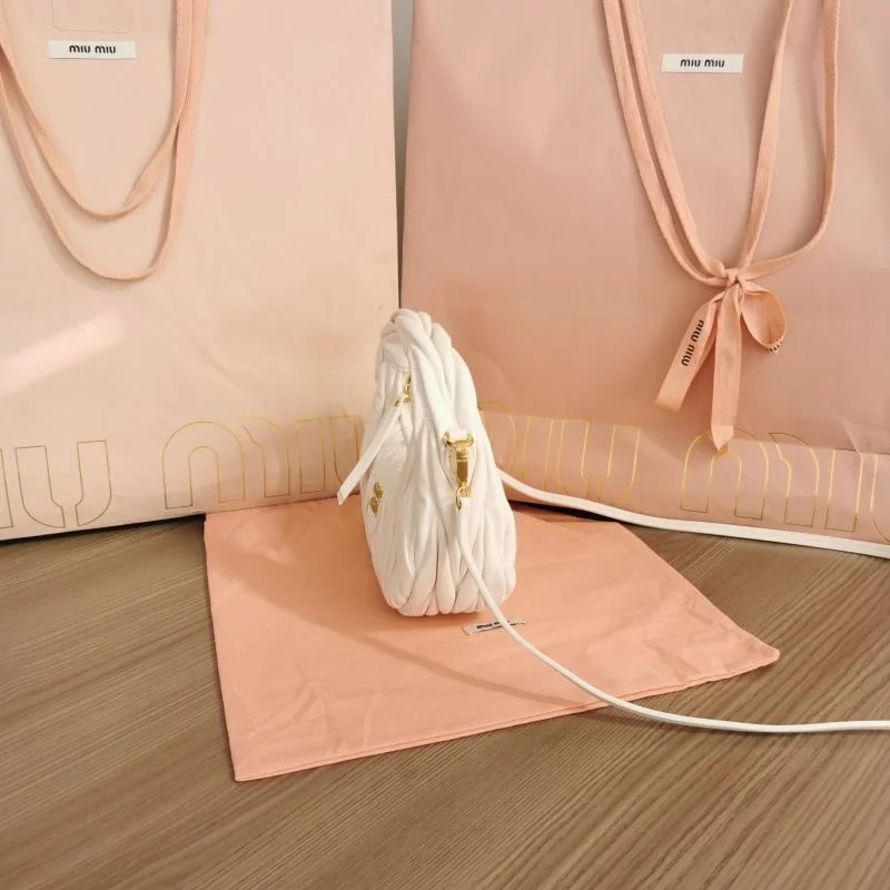 SmartChoice Miu Miu Hobo Bags 43804