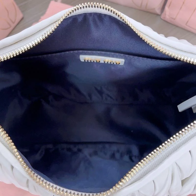 Miu Miu Hobo Bags Classic 43798