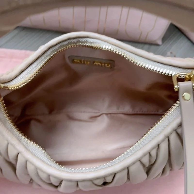 Miu Miu Hobo Bags Vibrant 43778