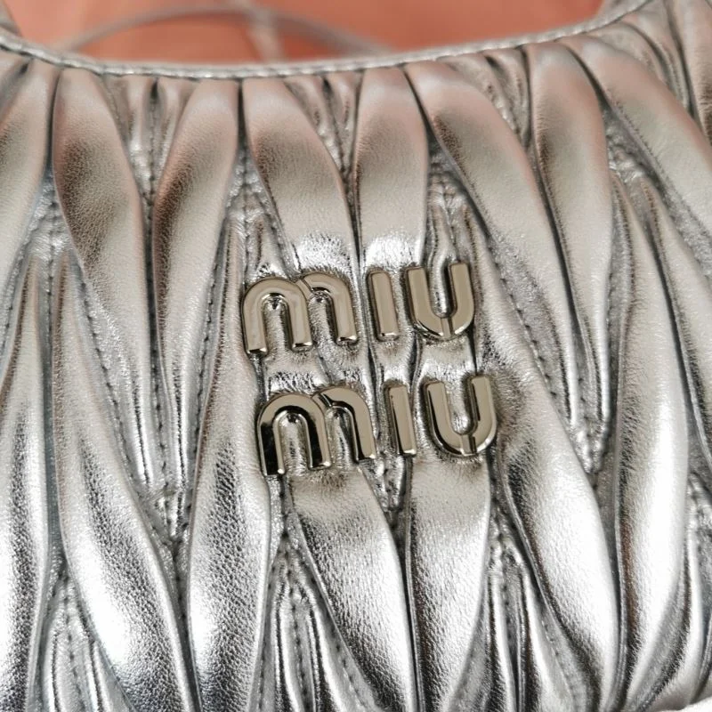 Miu Miu Hobo Bags Modern 43784