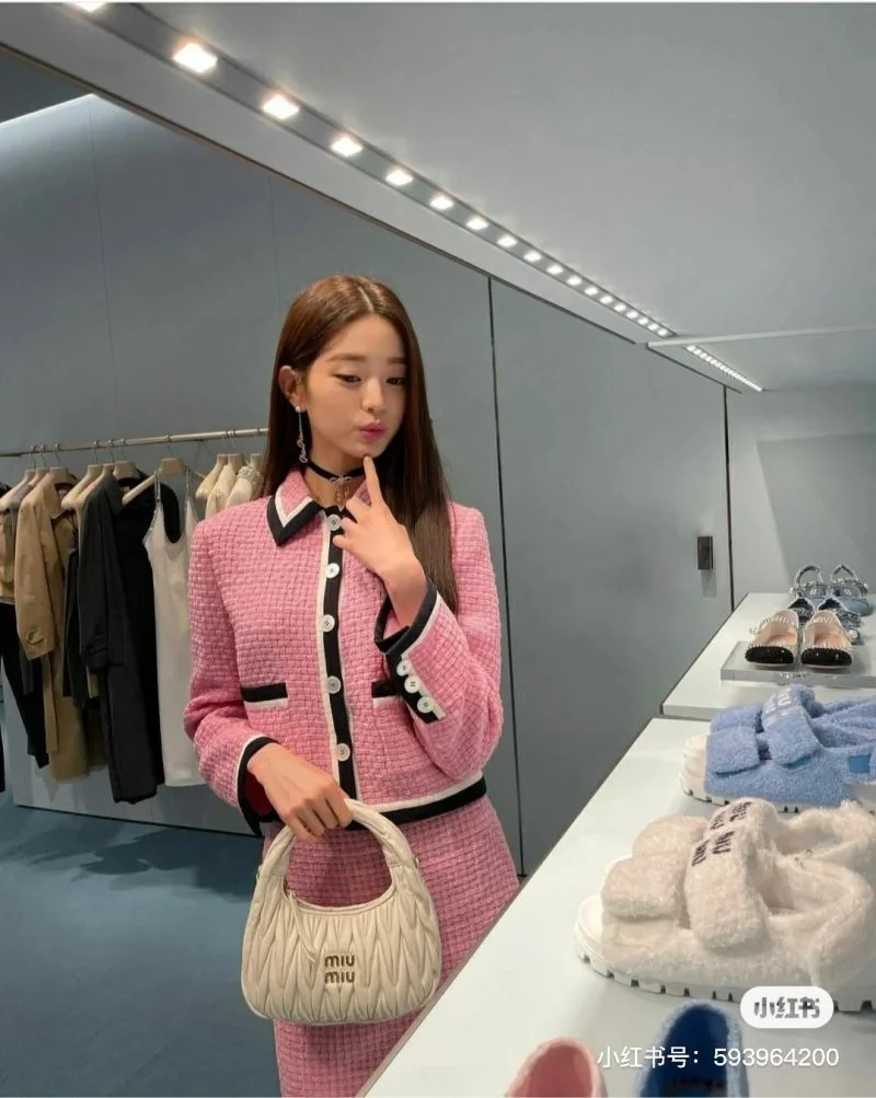 Miu Miu Hobo Bags Affordable 43783