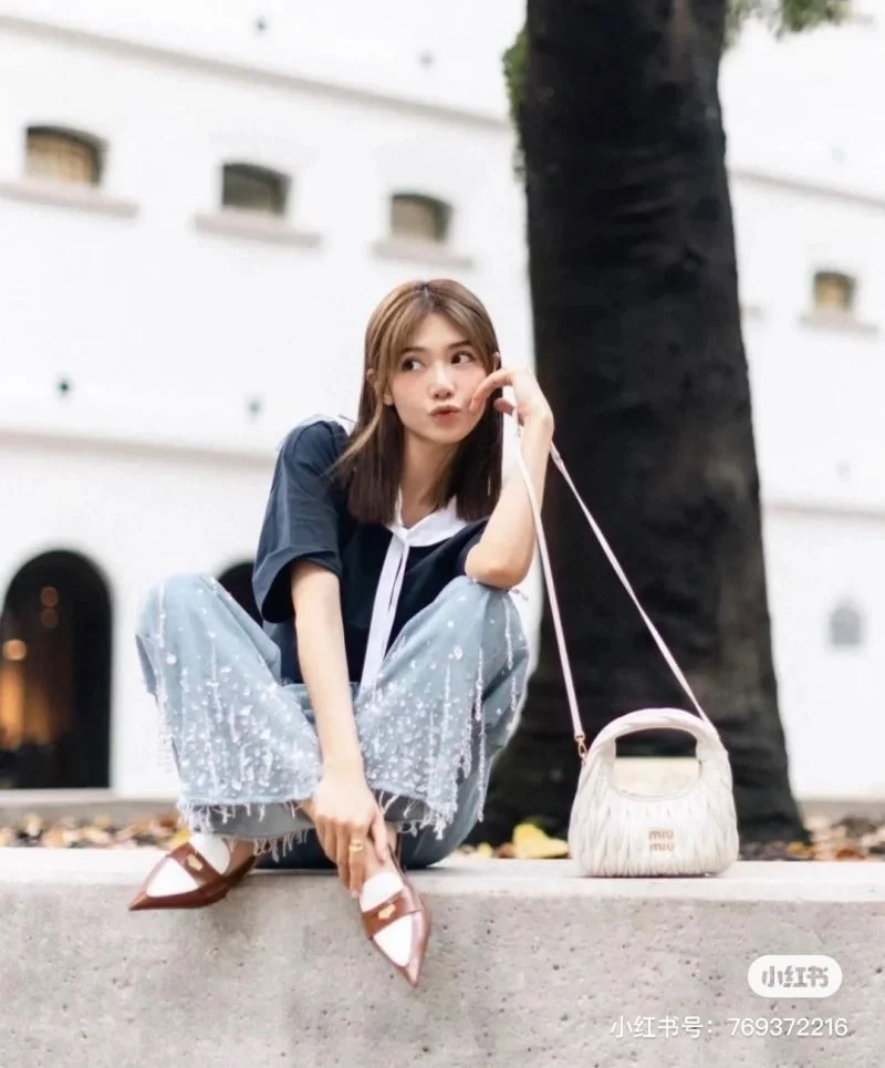 Miu Miu Hobo Bags Affordable 43783