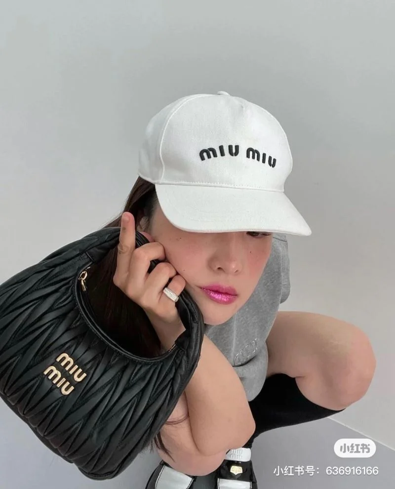 QuickDry Miu Miu Hobo Bags 43788