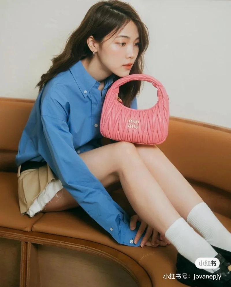 Resilient Miu Miu Hobo Bags 43777