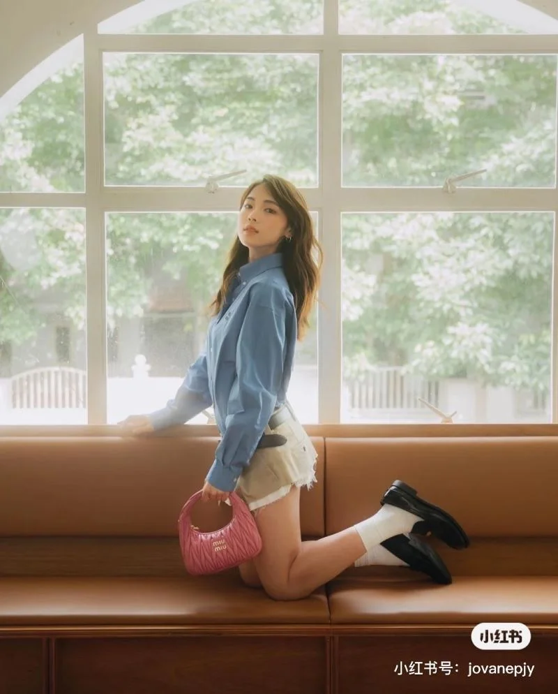 Resilient Miu Miu Hobo Bags 43777