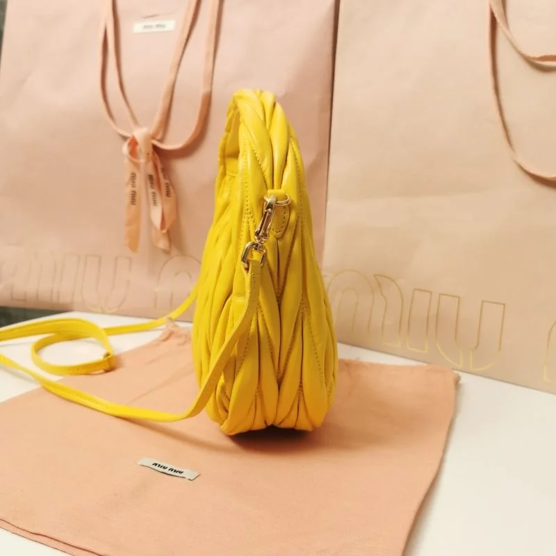 Miu Miu Hobo Bags FastDry 43820
