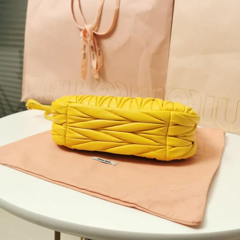 Miu Miu Hobo Bags FastDry 43820