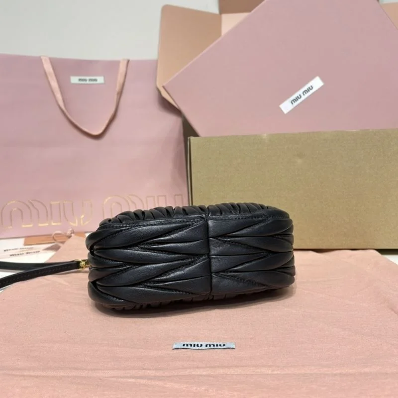 Popular Miu Miu Hobo Bags 43577