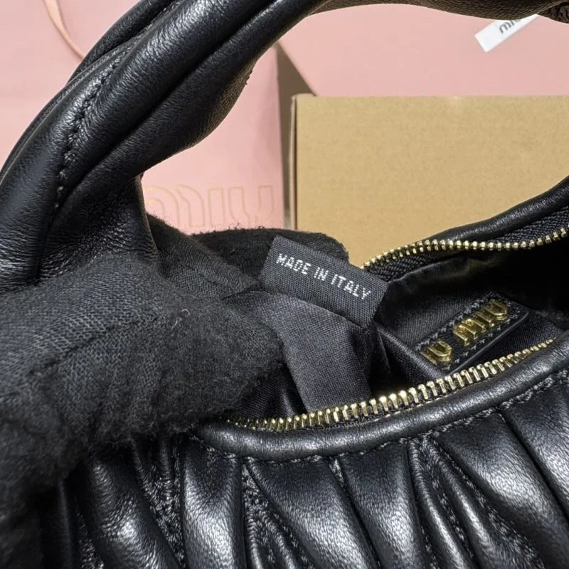 Popular Miu Miu Hobo Bags 43577