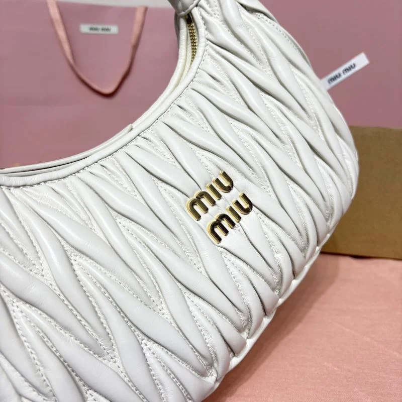 Miu Miu Hobo Bags Sophisticated 43572