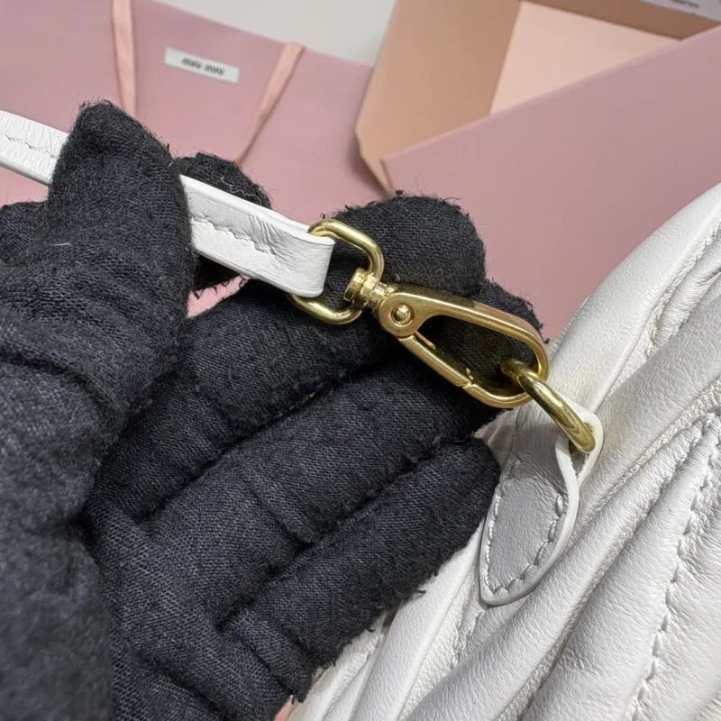Miu Miu Hobo Bags Sophisticated 43572