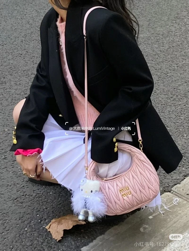 QuickDry Miu Miu Hobo Bags 43565