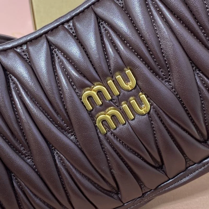 Miu Miu Hobo Bags Chic 43556