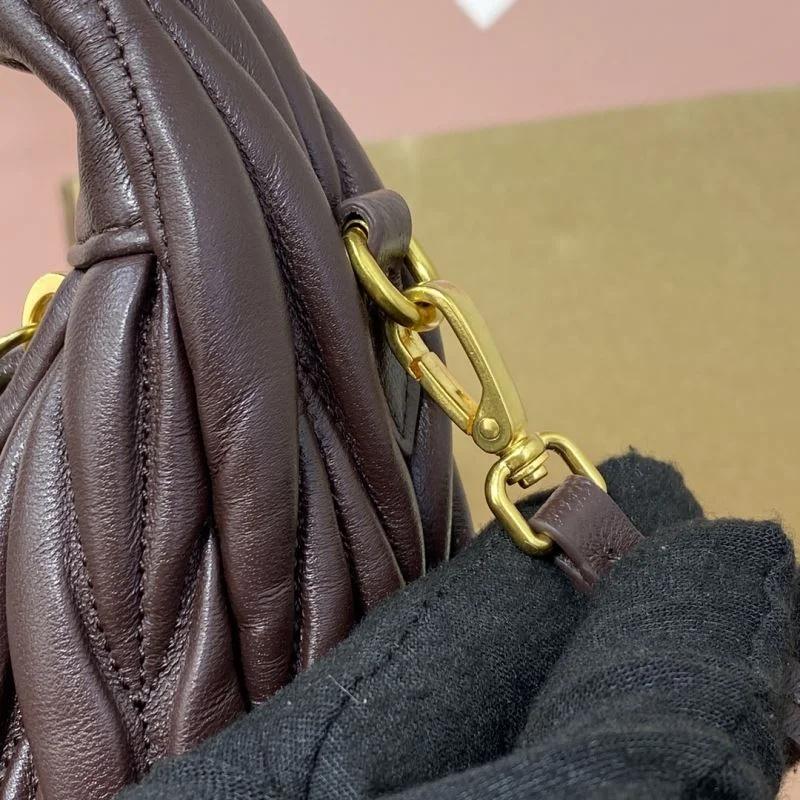Miu Miu Hobo Bags Chic 43556