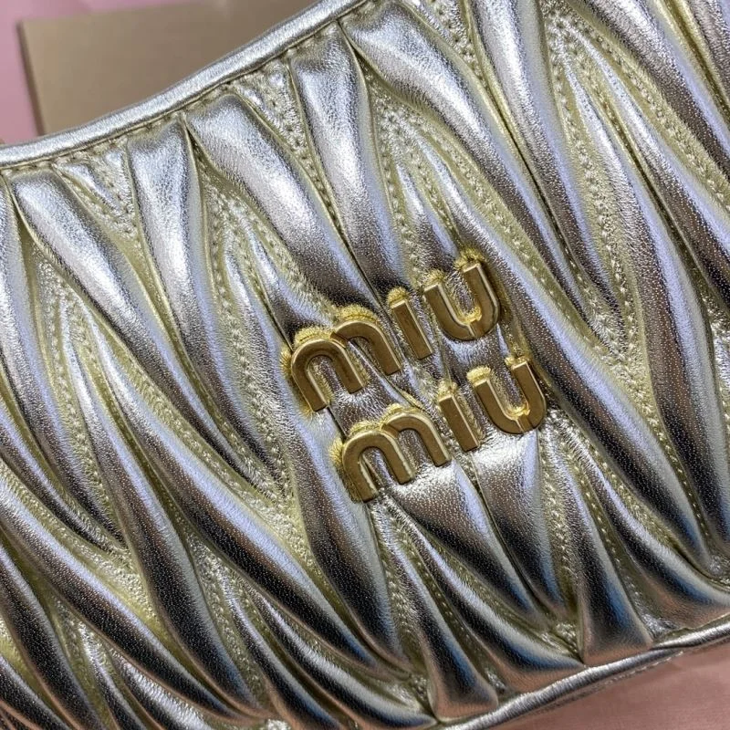 Miu Miu Hobo Bags TimelessDesign 43593