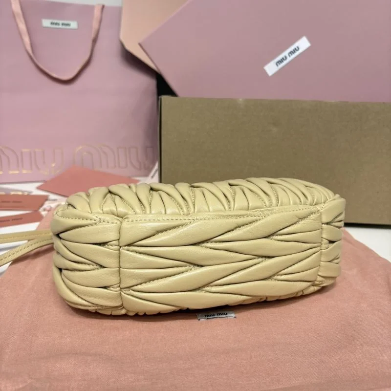 Miu Miu Hobo Bags Durable 43551