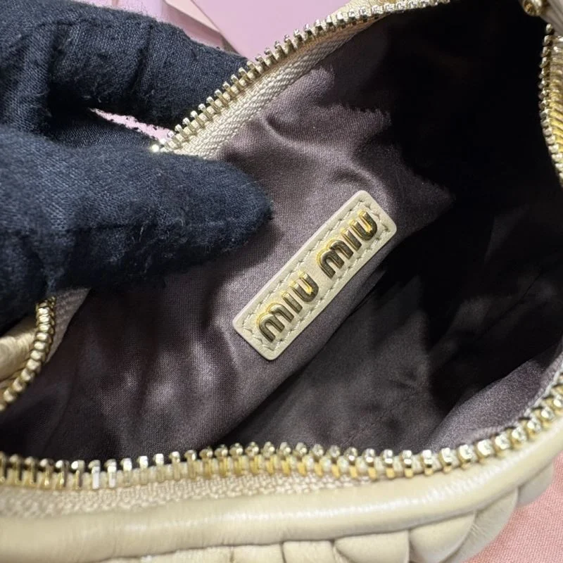 Miu Miu Hobo Bags Durable 43551