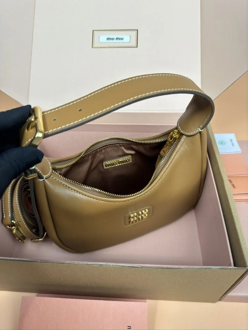 Miu Miu Hobo Bags EasyCare 56101