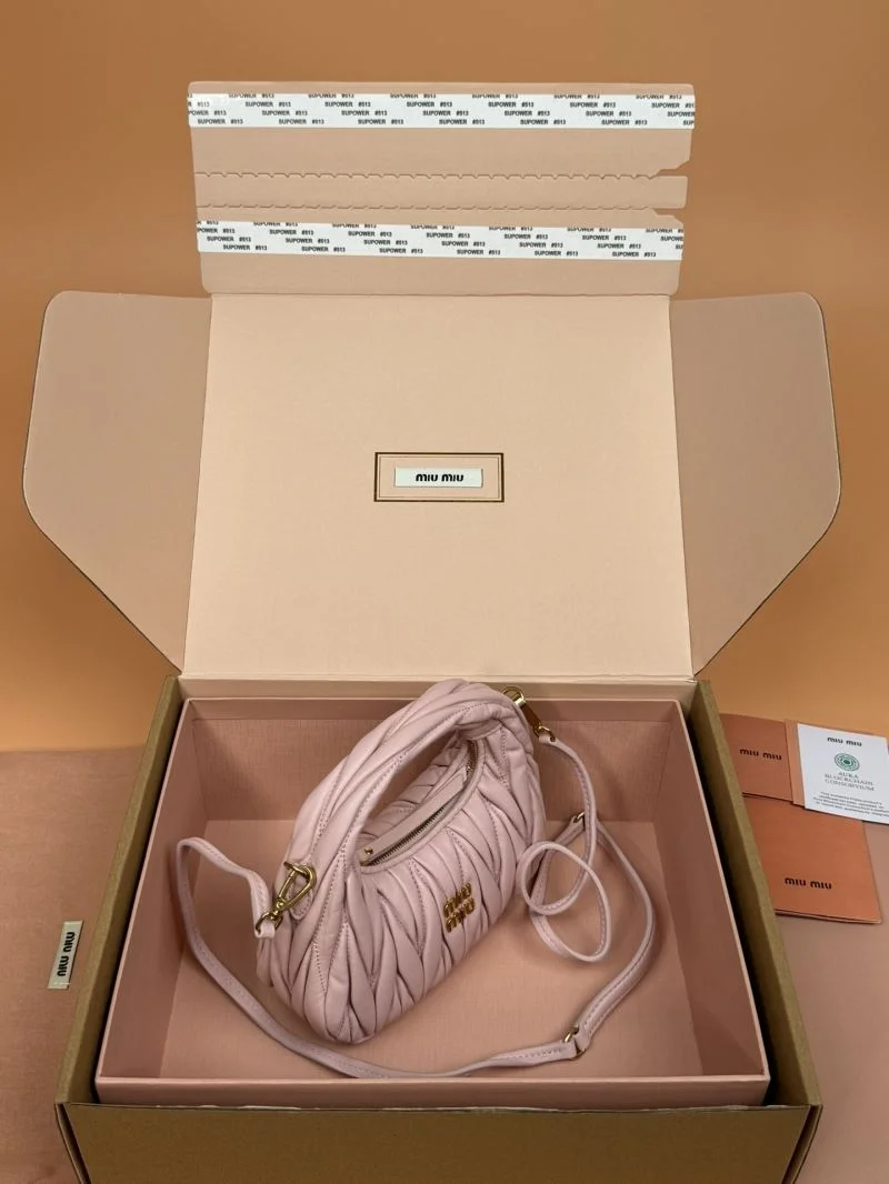 Miu Miu Hobo Bags WellDesigned 56059