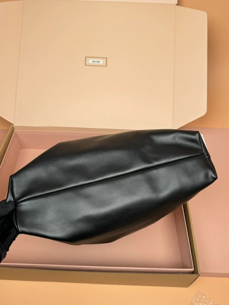 Durable Miu Miu Hobo Bags 56052