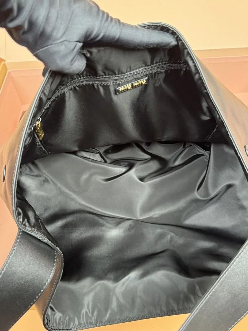Durable Miu Miu Hobo Bags 56052