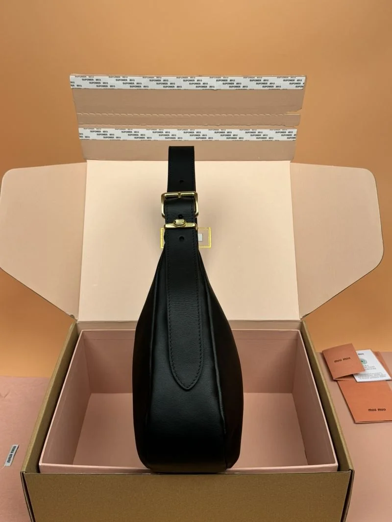 ModernLook Miu Miu Hobo Bags 56084