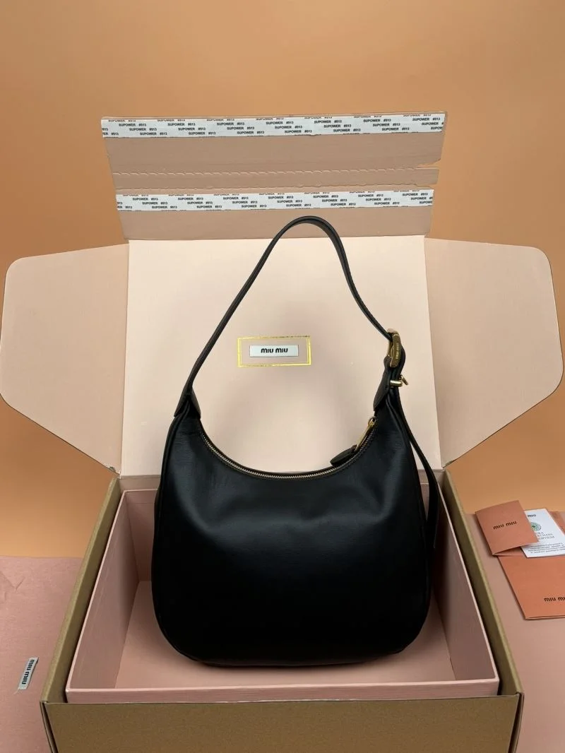 ModernLook Miu Miu Hobo Bags 56084