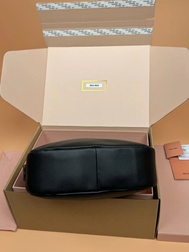 ModernLook Miu Miu Hobo Bags 56084