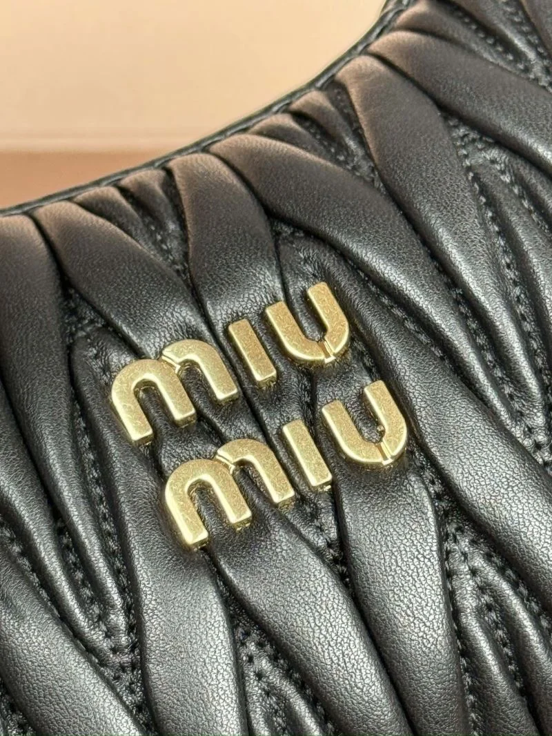 DailyWear Miu Miu Hobo Bags 56037