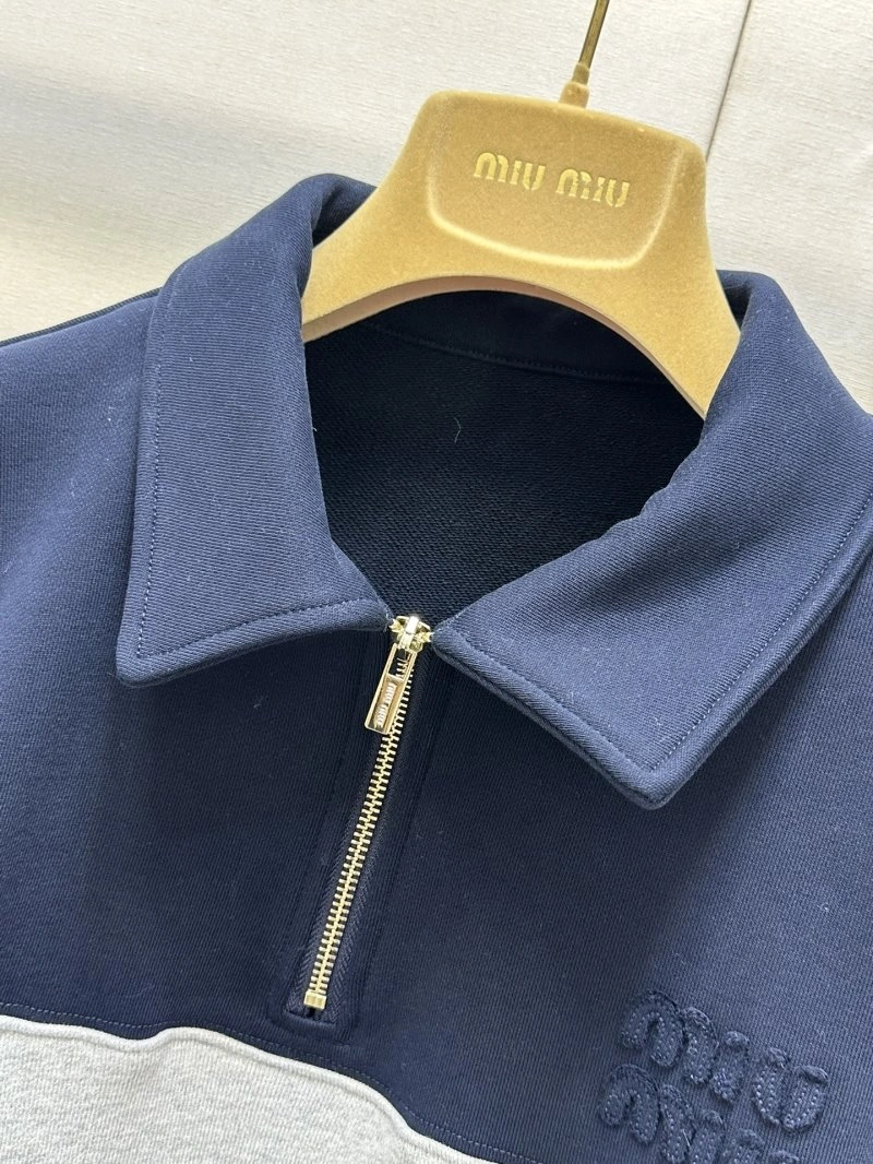Miu Miu Hoodies Breathable 148911