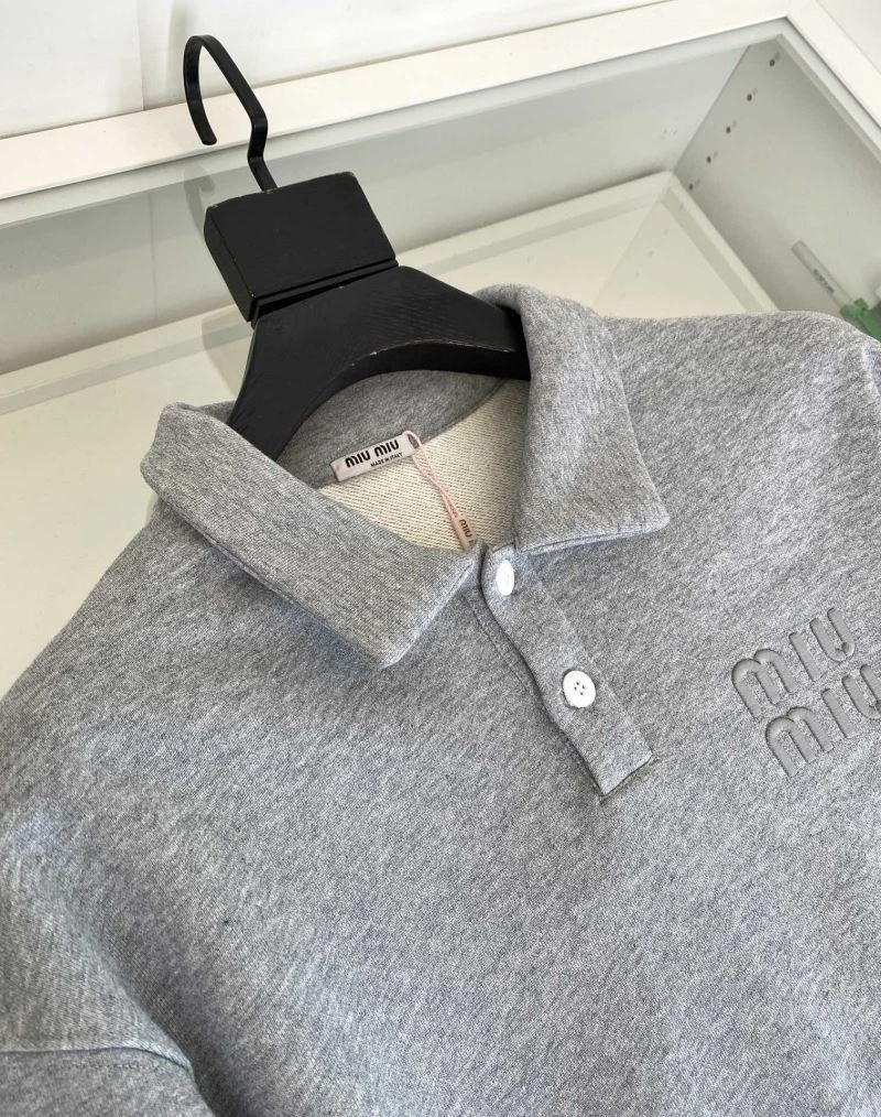 Miu Miu Hoodies Flexible 158234