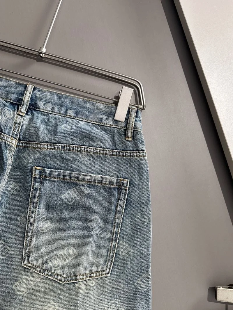 UrbanChic Miu Miu Jeans 163579