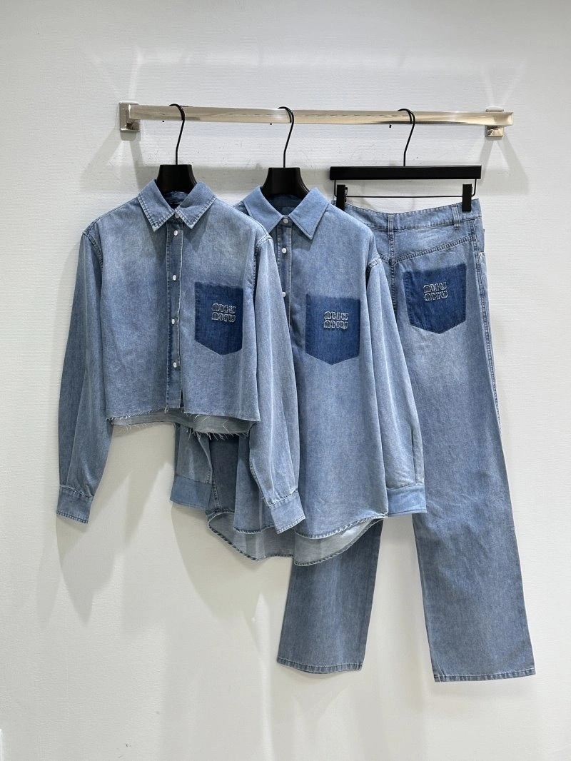 Miu Miu Jeans Lightweight 151255