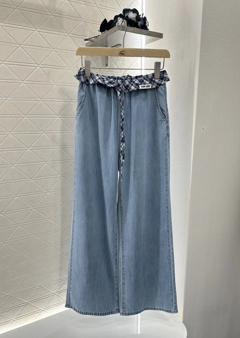 BestValue Miu Miu Jeans 156380