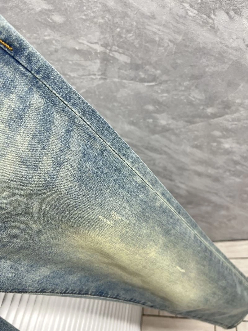 WellDesigned Miu Miu Jeans 160231