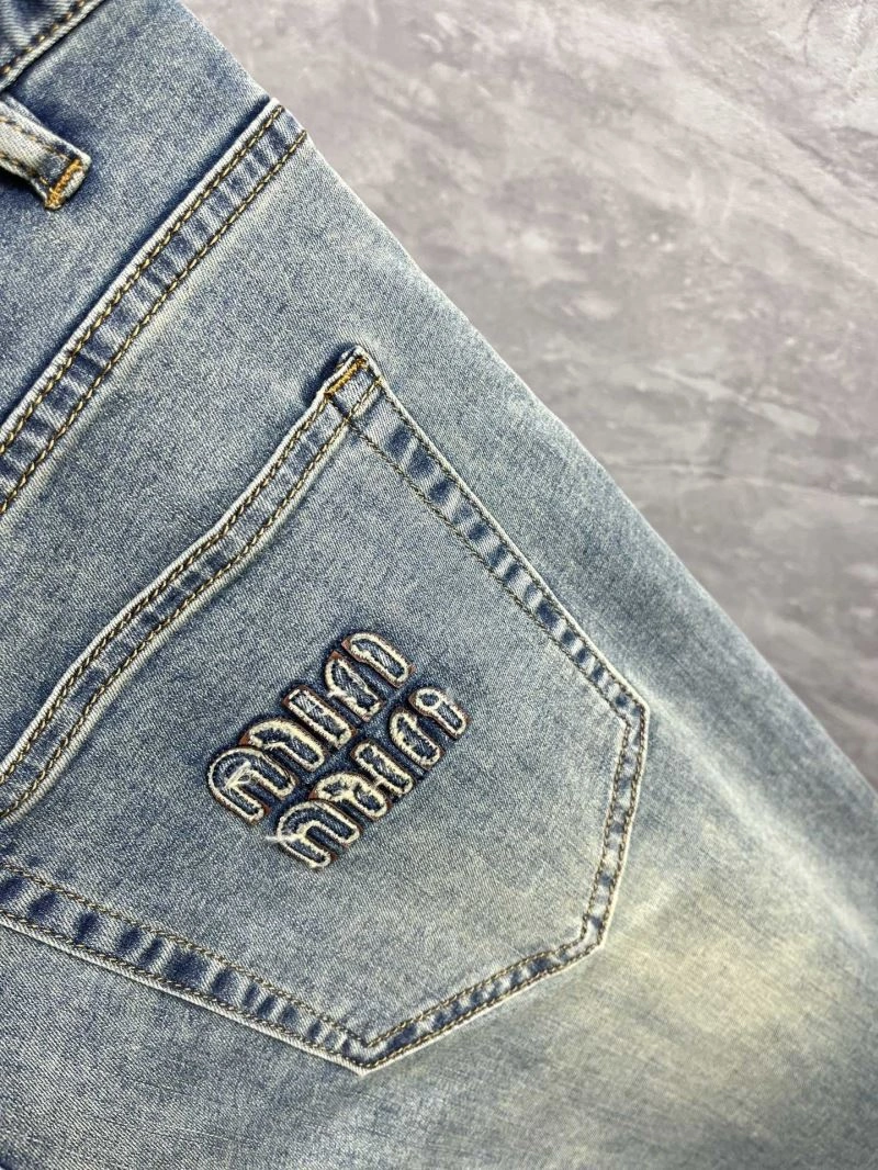 WellDesigned Miu Miu Jeans 160231