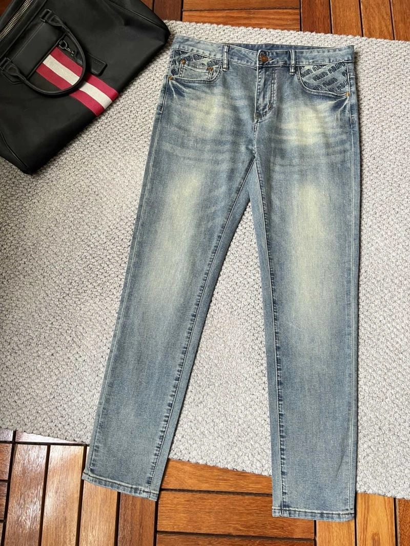 Trendsetting Miu Miu Jeans 160206