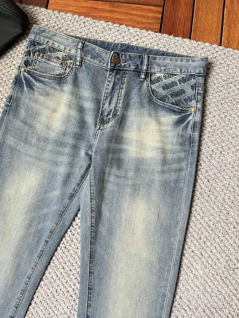 Trendsetting Miu Miu Jeans 160206