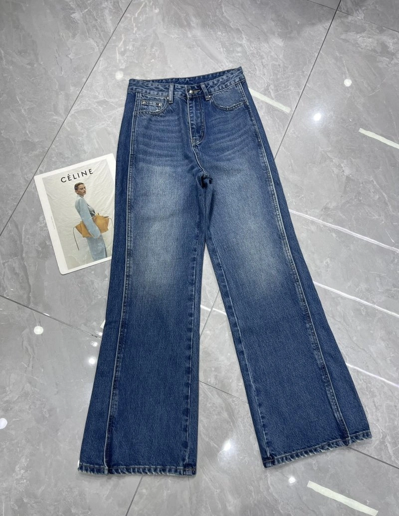 ModernLook Miu Miu Jeans 153021