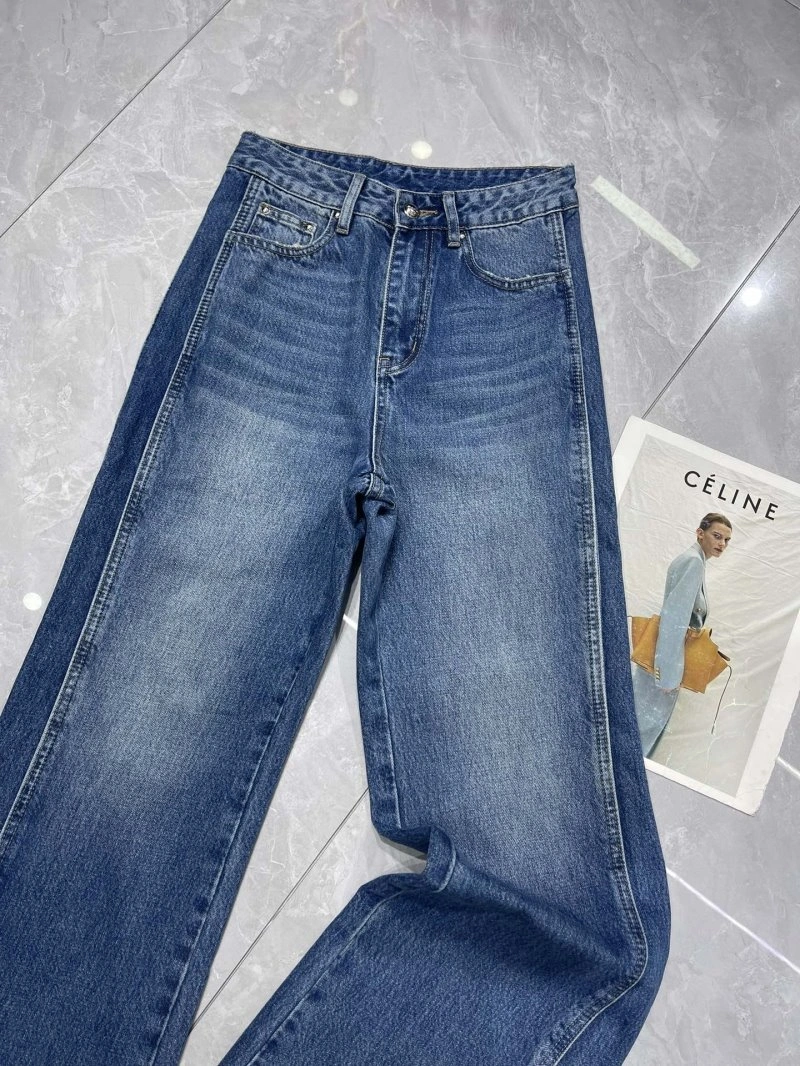 ModernLook Miu Miu Jeans 153021