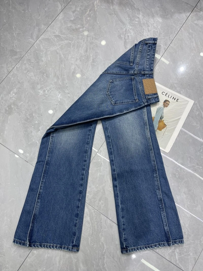 ModernLook Miu Miu Jeans 153021