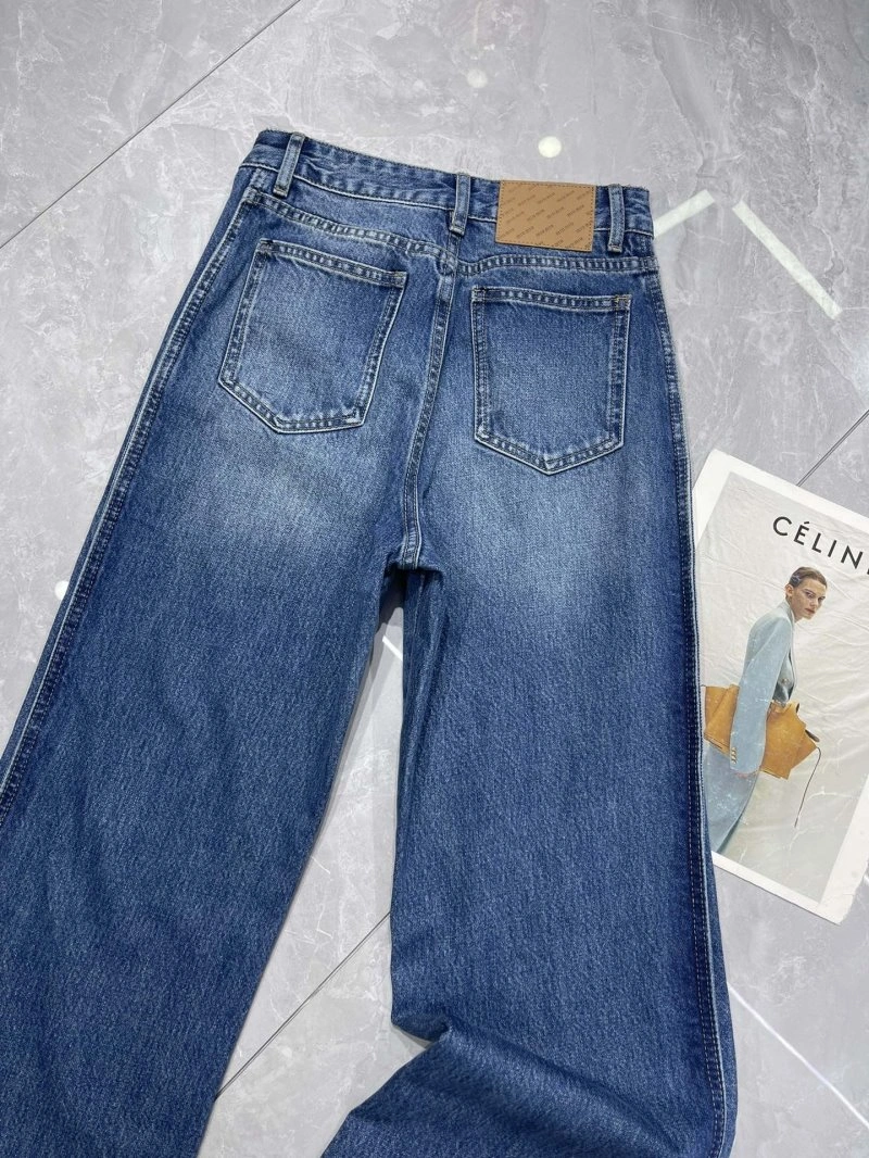 ModernLook Miu Miu Jeans 153021
