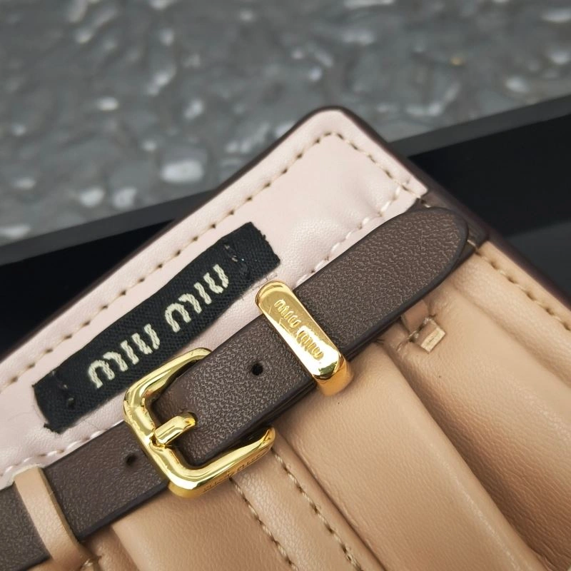 ModernLook Miu Miu Keychains 265872