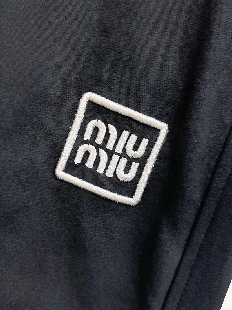 Miu Miu Long Pants Sleek 161386