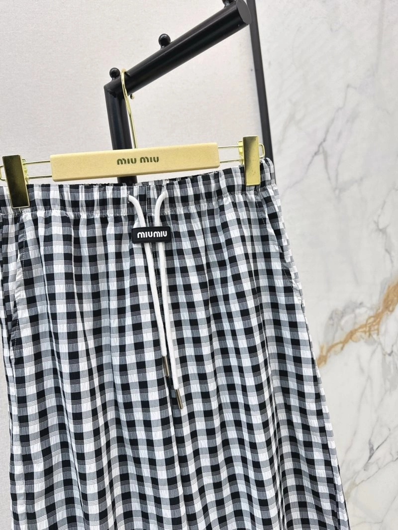 Miu Miu Long Pants UrbanStyle 148884