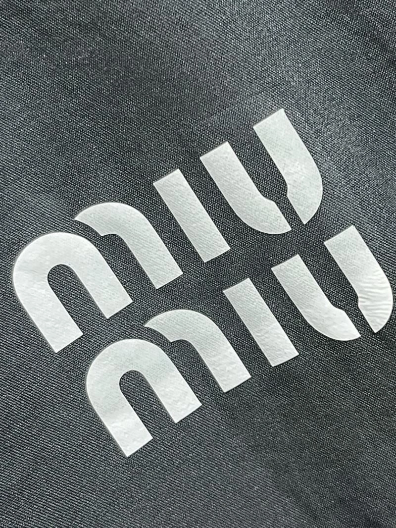 Miu Miu Long Pants Durable 160196