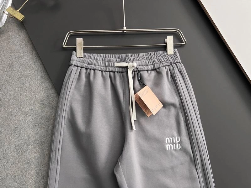 Trendsetting Miu Miu Long Pants 158238