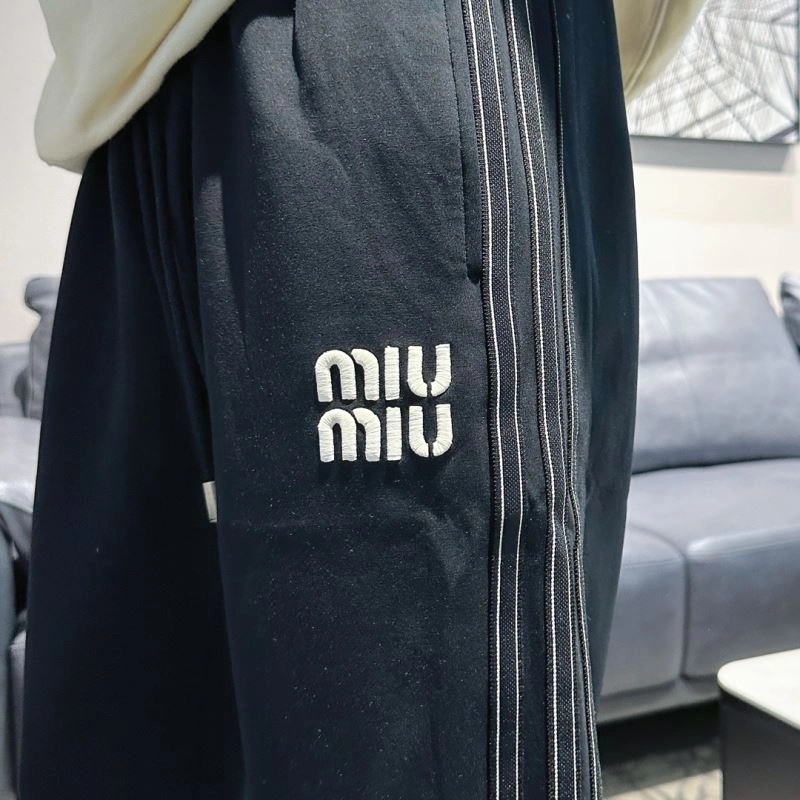Modern Miu Miu Long Pants 158254